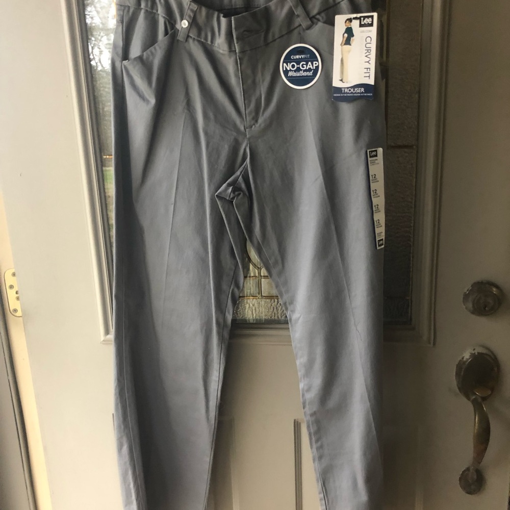 Lee Curvy Fit Trouser, NWT, never worn, gray, size 12P
